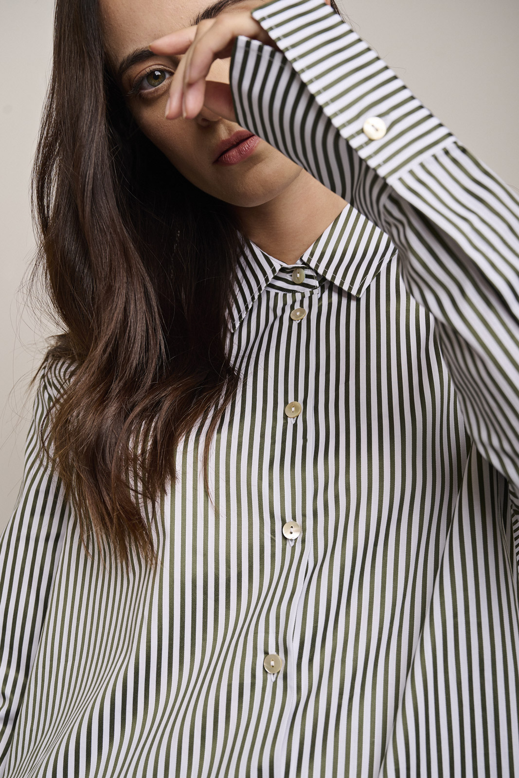 Lilly smoking shirt
